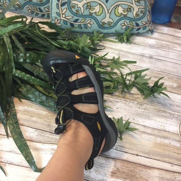 keen shoes and sandals